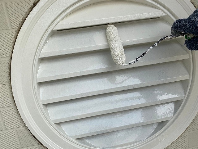 換気口の塗り替え